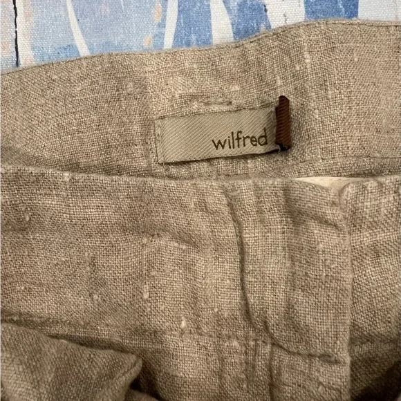 Wilfred, Women's Tan Linen Shorts - Picture 2 of 7